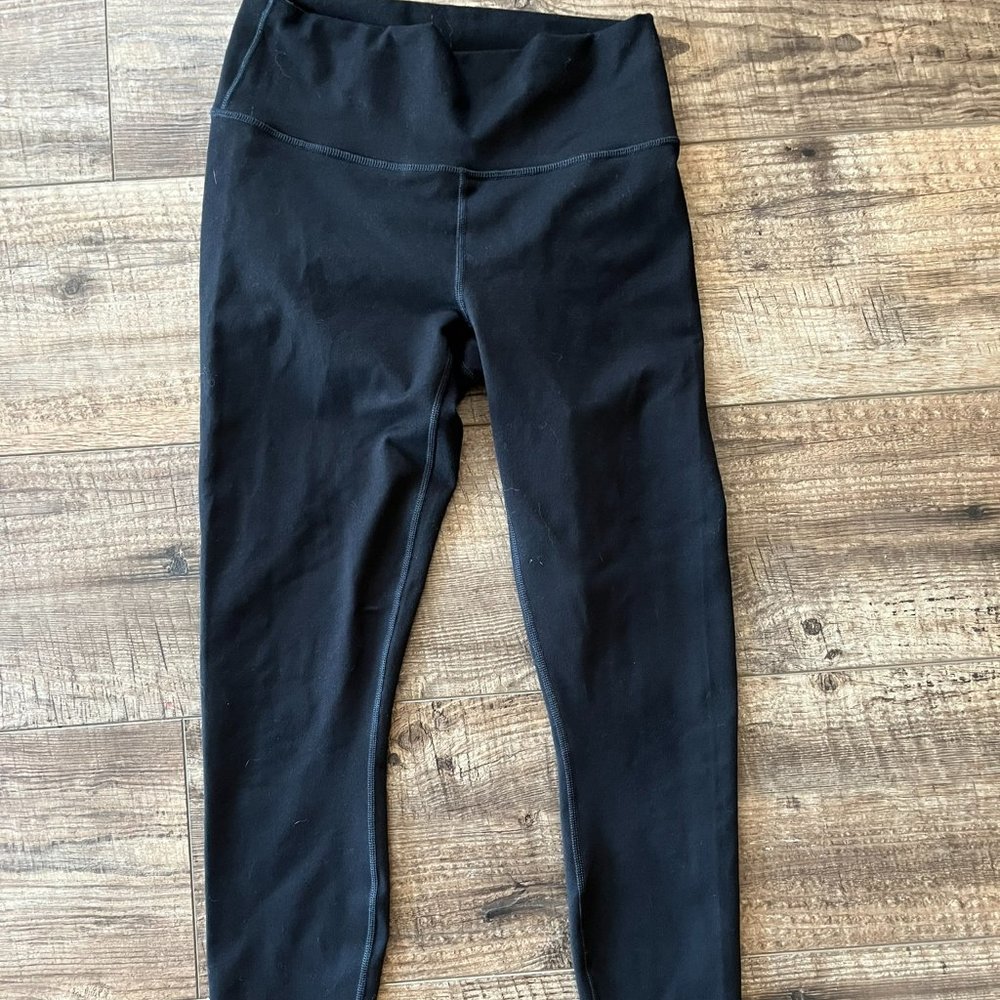 Fabletics High-Waisted Printed PowerHold 7/8 Leggings Black Size SMALL